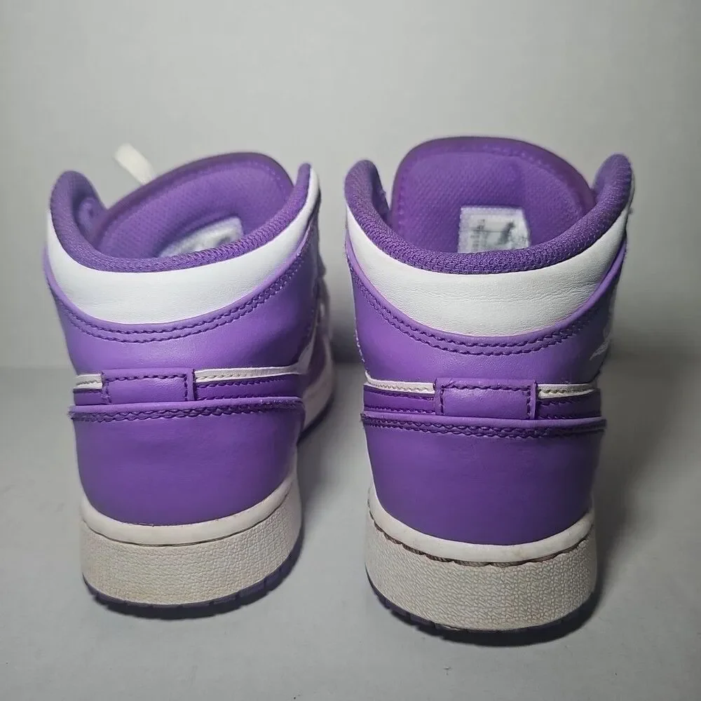 Nike Youth Purple Venom Air Jordans Hitops 4Y